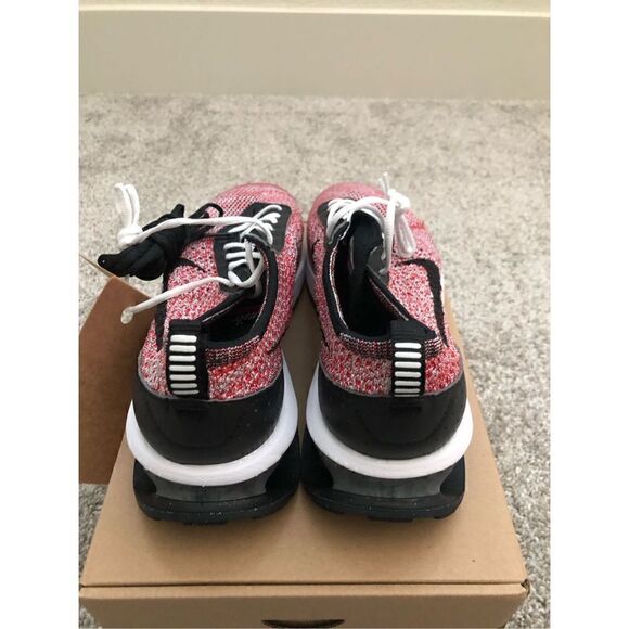 Nike Air Max Flyknit Racer Sneakers Men’s Size 6/ Women’s size 7.5 - Picture 6 of 8